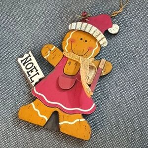 Noel Gingerbread Man Holiday Decor